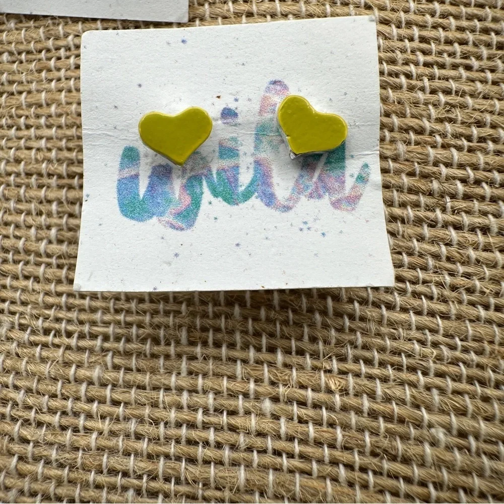 WILA blue pink white yellow small dainty heart pierced stud earrings girls &kids